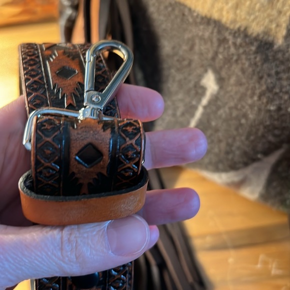 Fringe Hill Design crossbody Saddle Puebla Mesa cowhide WEEKEND SALE 🎉🥳🎉 - Picture 3 of 12